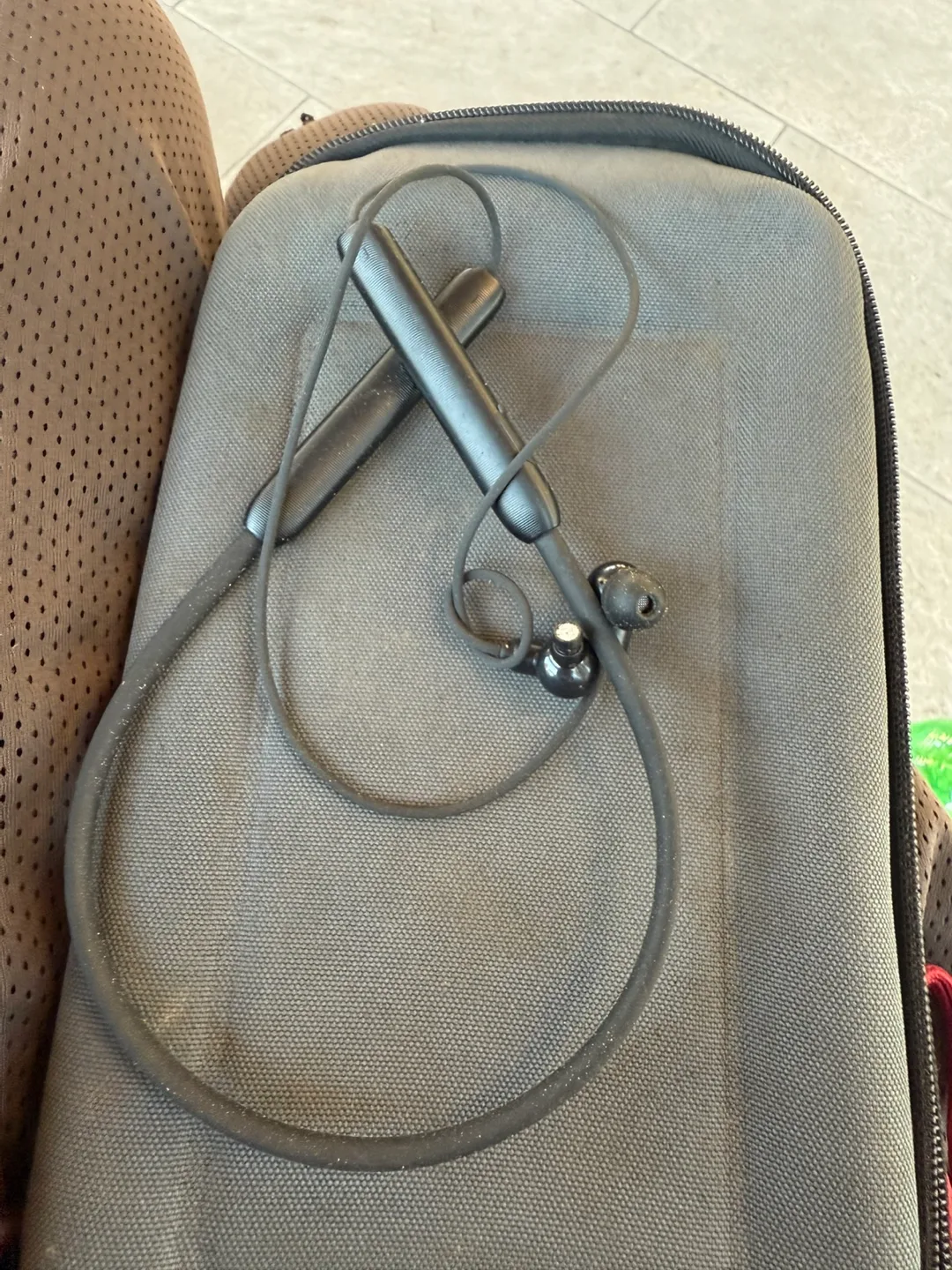 iPhone 11 Pro Max 256GB image indicator(9)