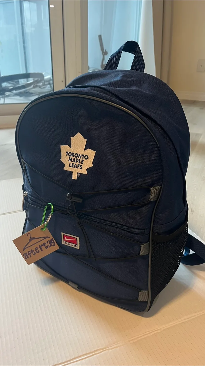 Nike Toronto Maple Leafs Backpack image indicator(3)