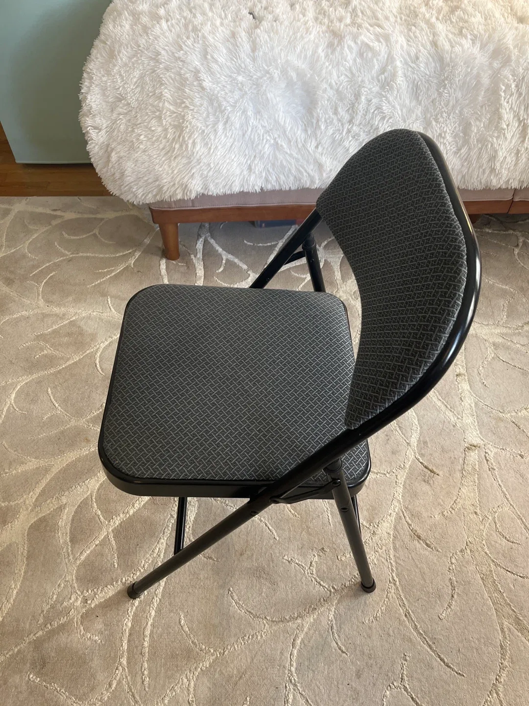 Folding Chair - Gray image indicator(2)