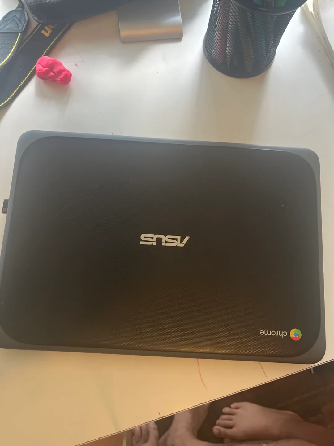 Asus Chromebook - Great for Students! thumbnail