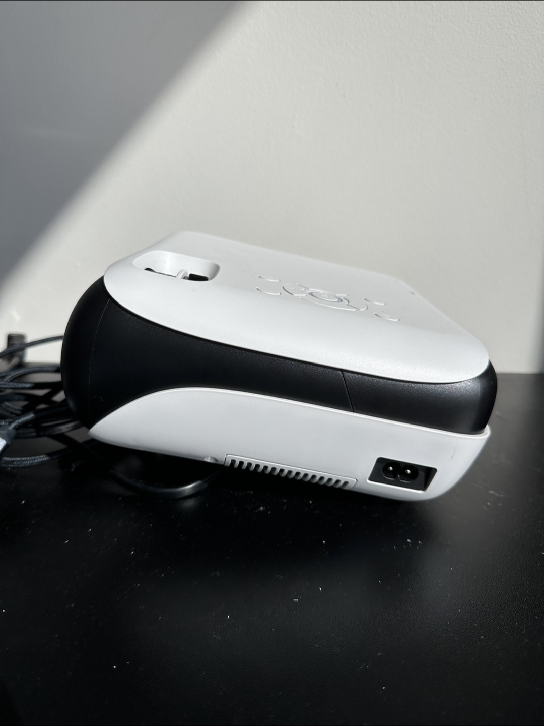 🎥 Projector for Sale – Barely Used, Great Shape - photo 2