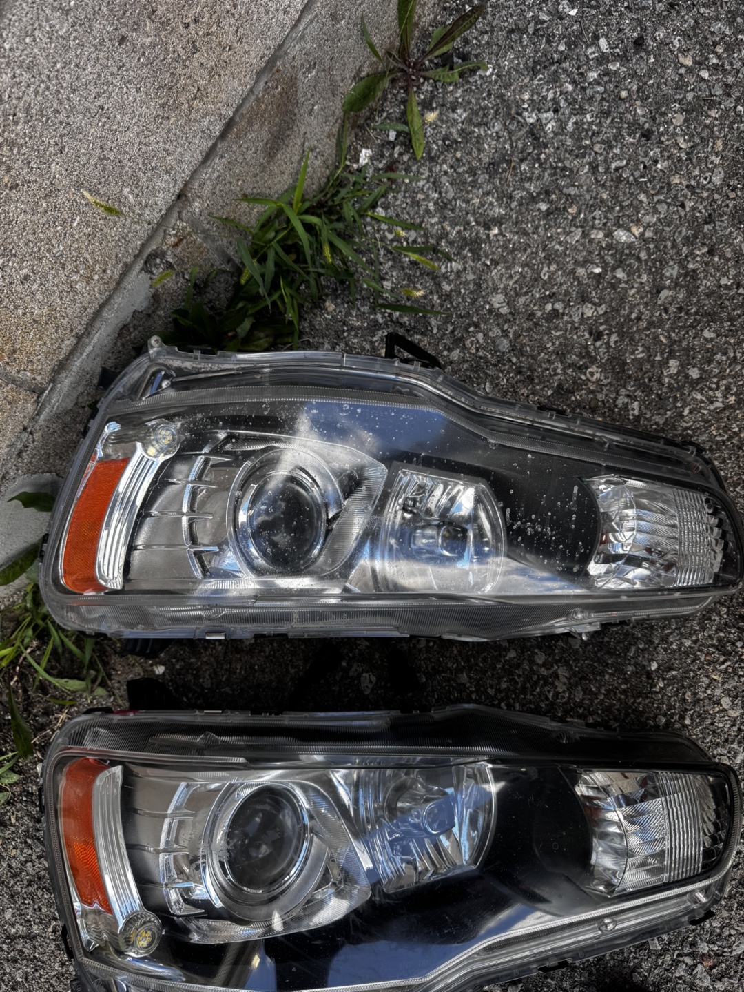 Mitsubishi Lancer Headlights - photo 3