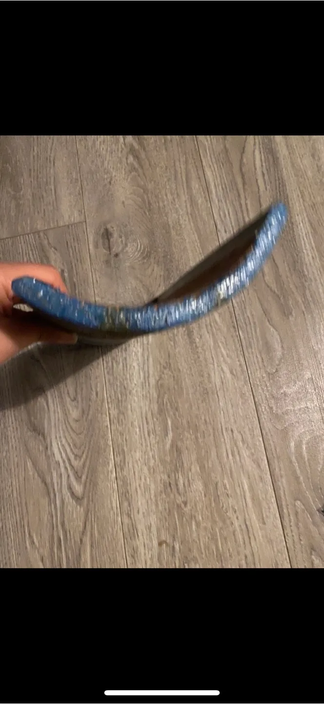 Clay decorating item with waterfall scene image indicator(3)