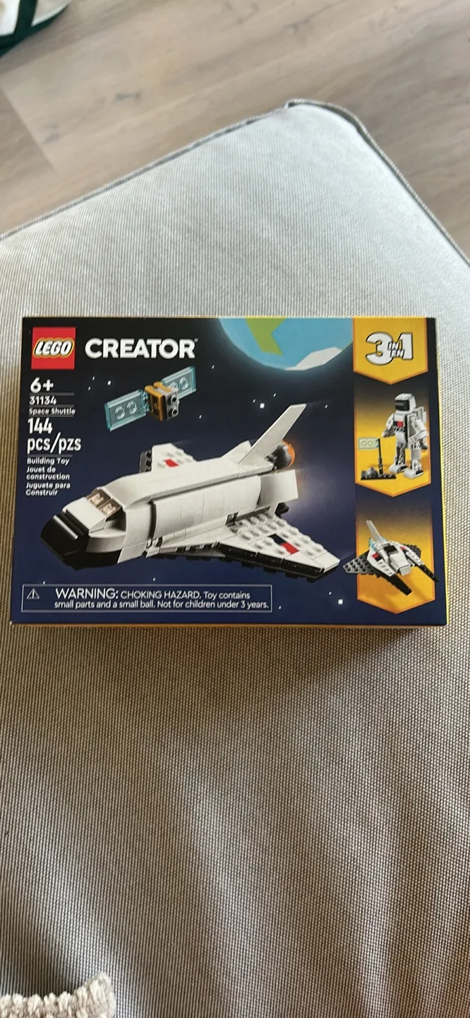 LEGO Creator 31134 Space Shuttle 3-in-1 Set image indicator(2)