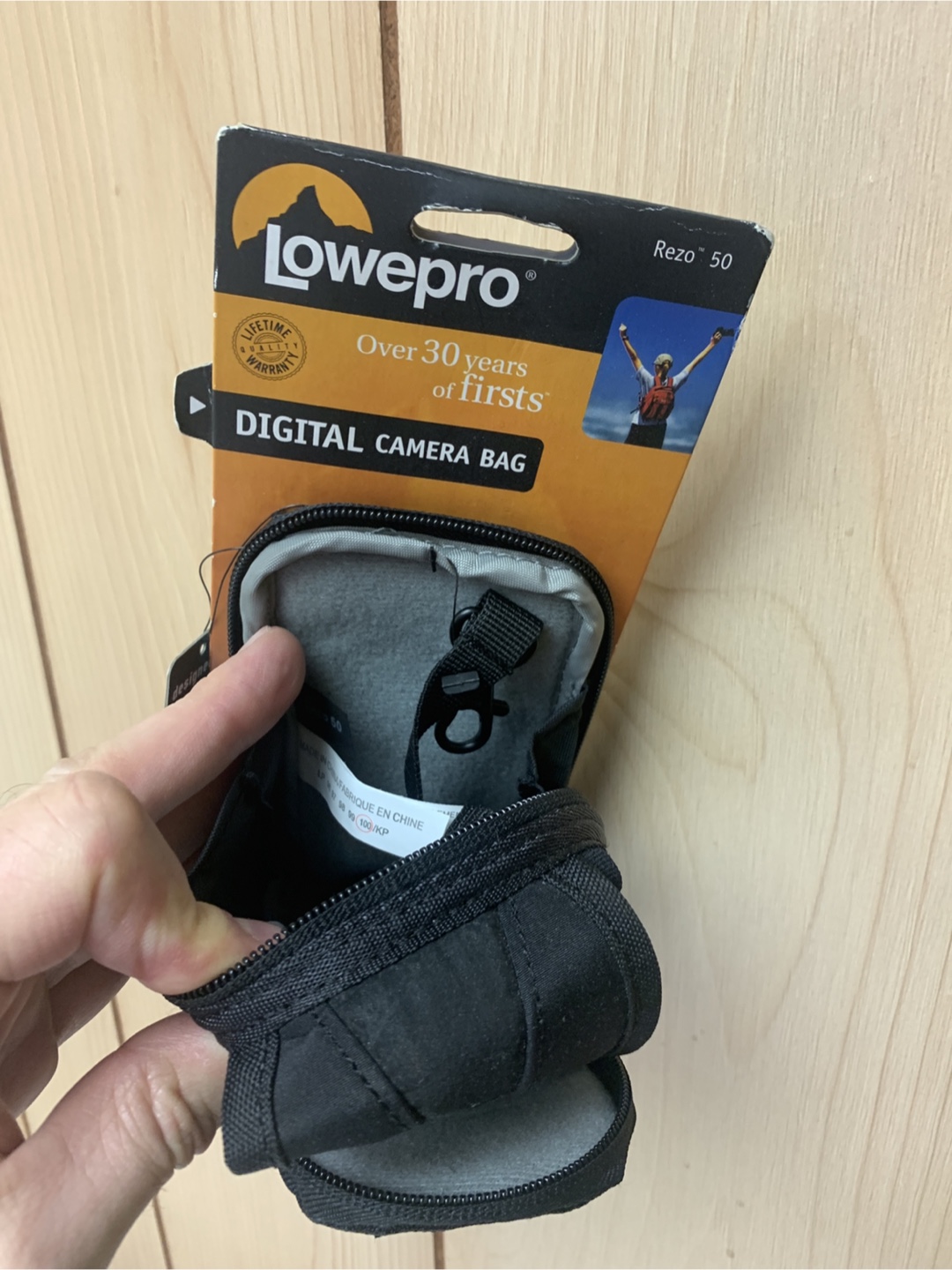 Lowepro Rezo 50 Digital Camera Bag - Black - photo 2