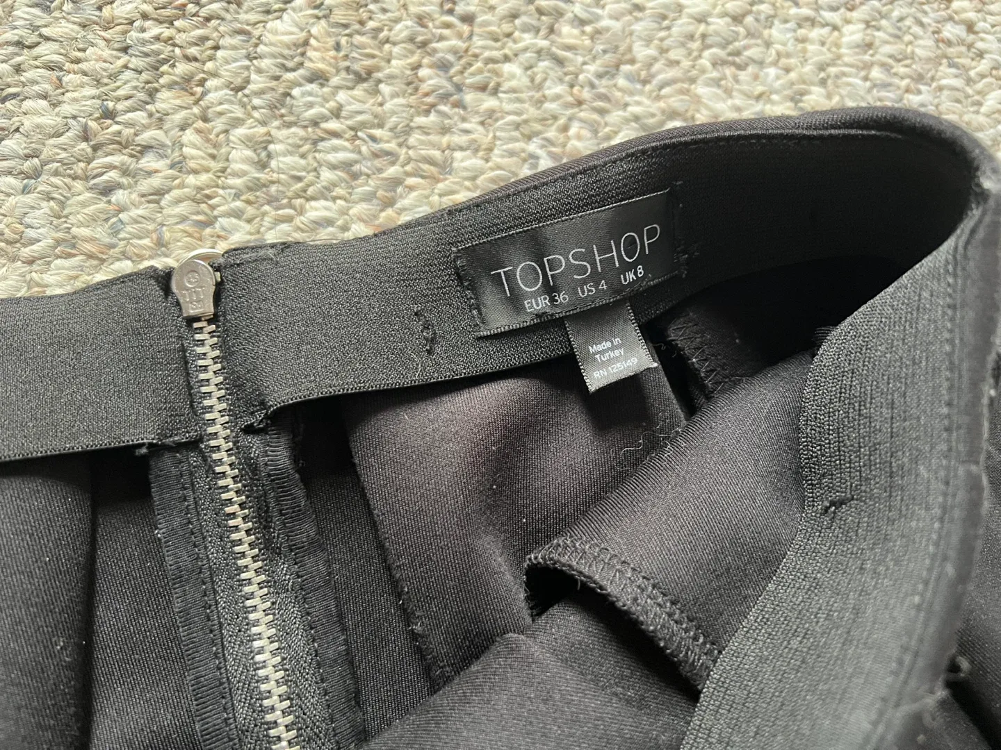 Topshop Black Skirt - Size US 4 image indicator(2)