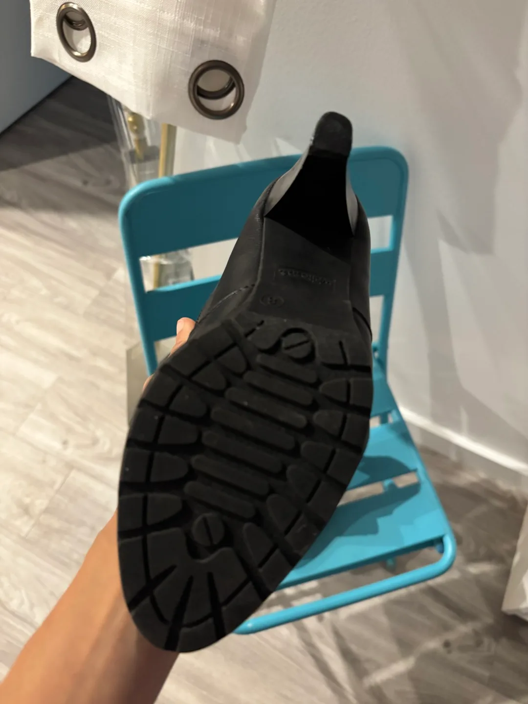 Whitem Black Leather Heeled Booties Size 9 image indicator(3)