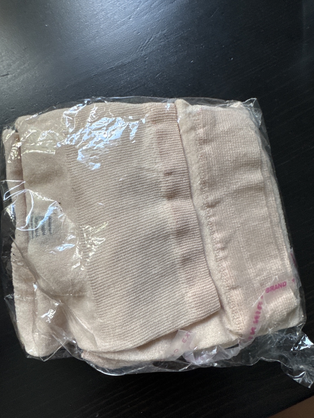 Arm sleeves in beige