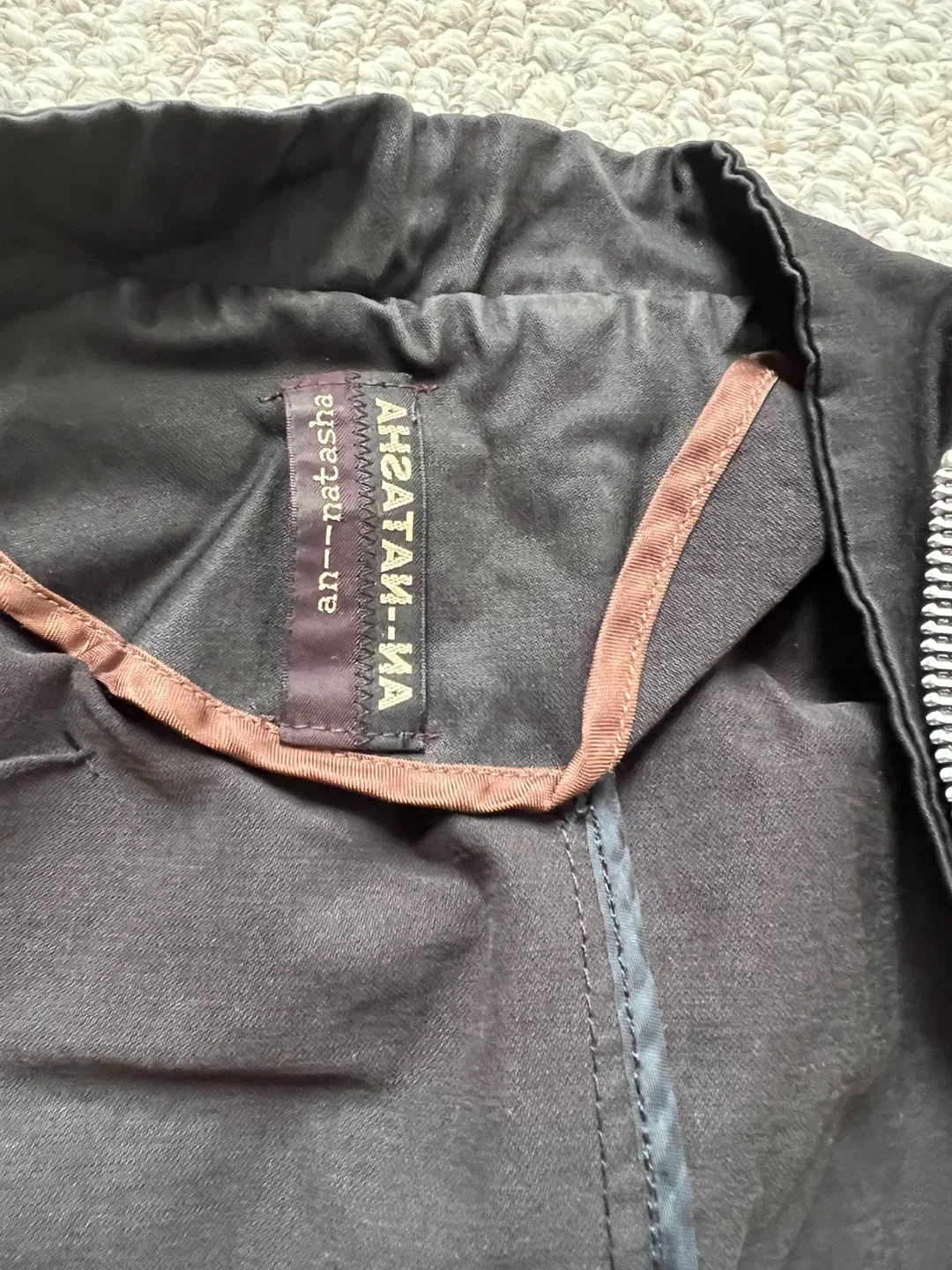 an--natasha Black Jacket image indicator(5)