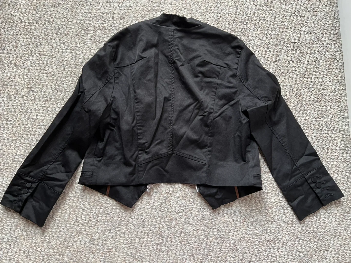 an--natasha Black Jacket image indicator(3)