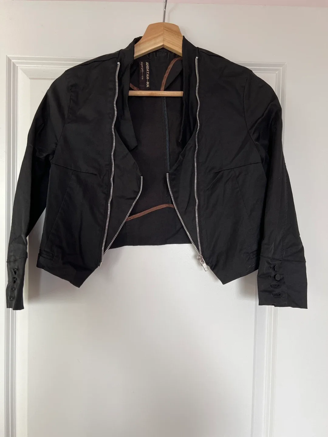 an--natasha Black Jacket image indicator(6)