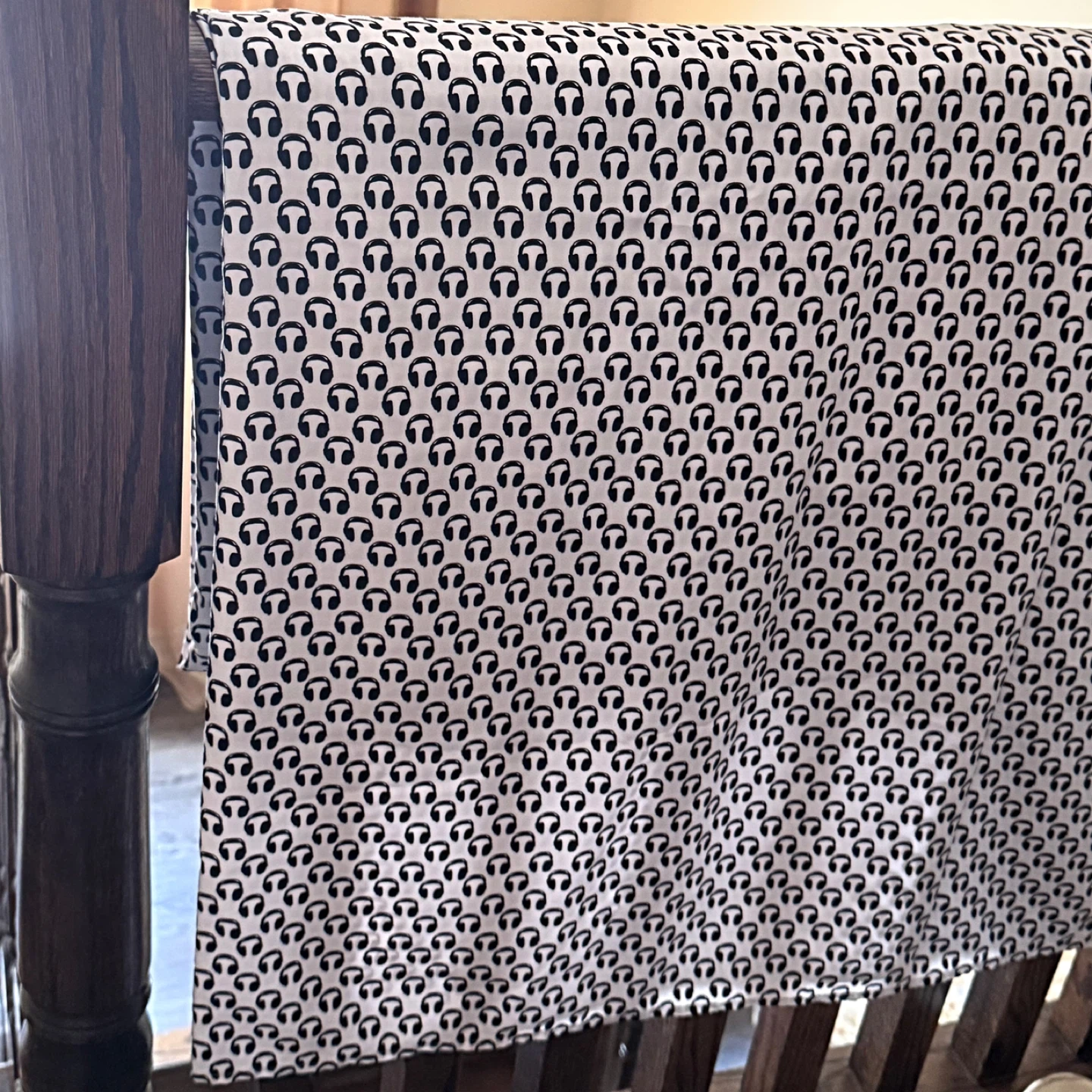 Top Sheet - Headphone Design Blanket - photo 2