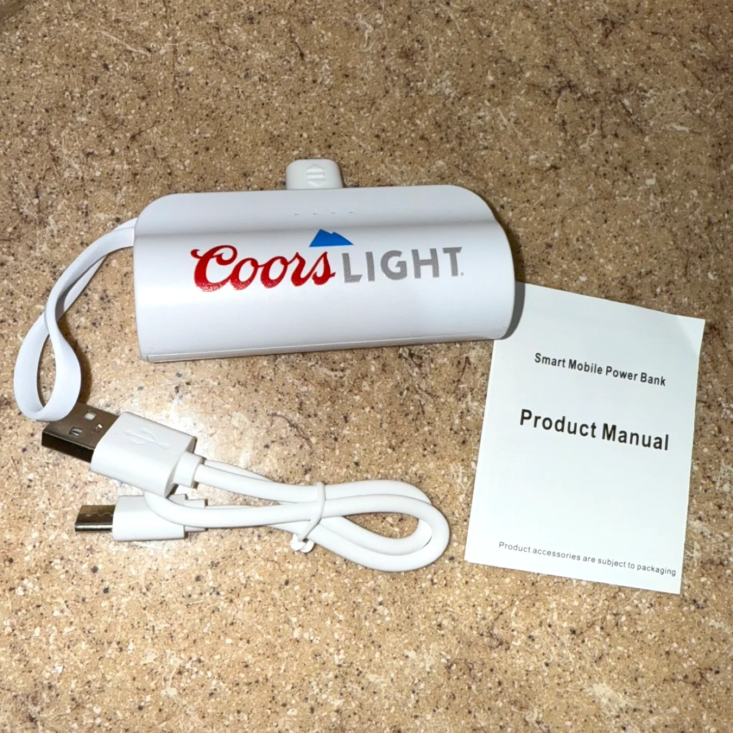 NEW! Coors Light Mobile Phone Power Bank thumbnail