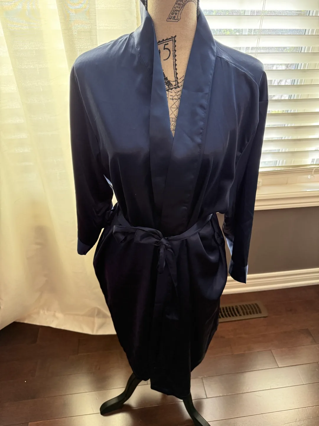 Bridesmaid Navy Blue Satin Robe image indicator(2)
