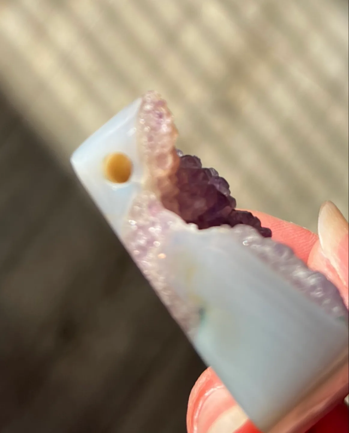 Amethyst agate pendant image indicator(3)