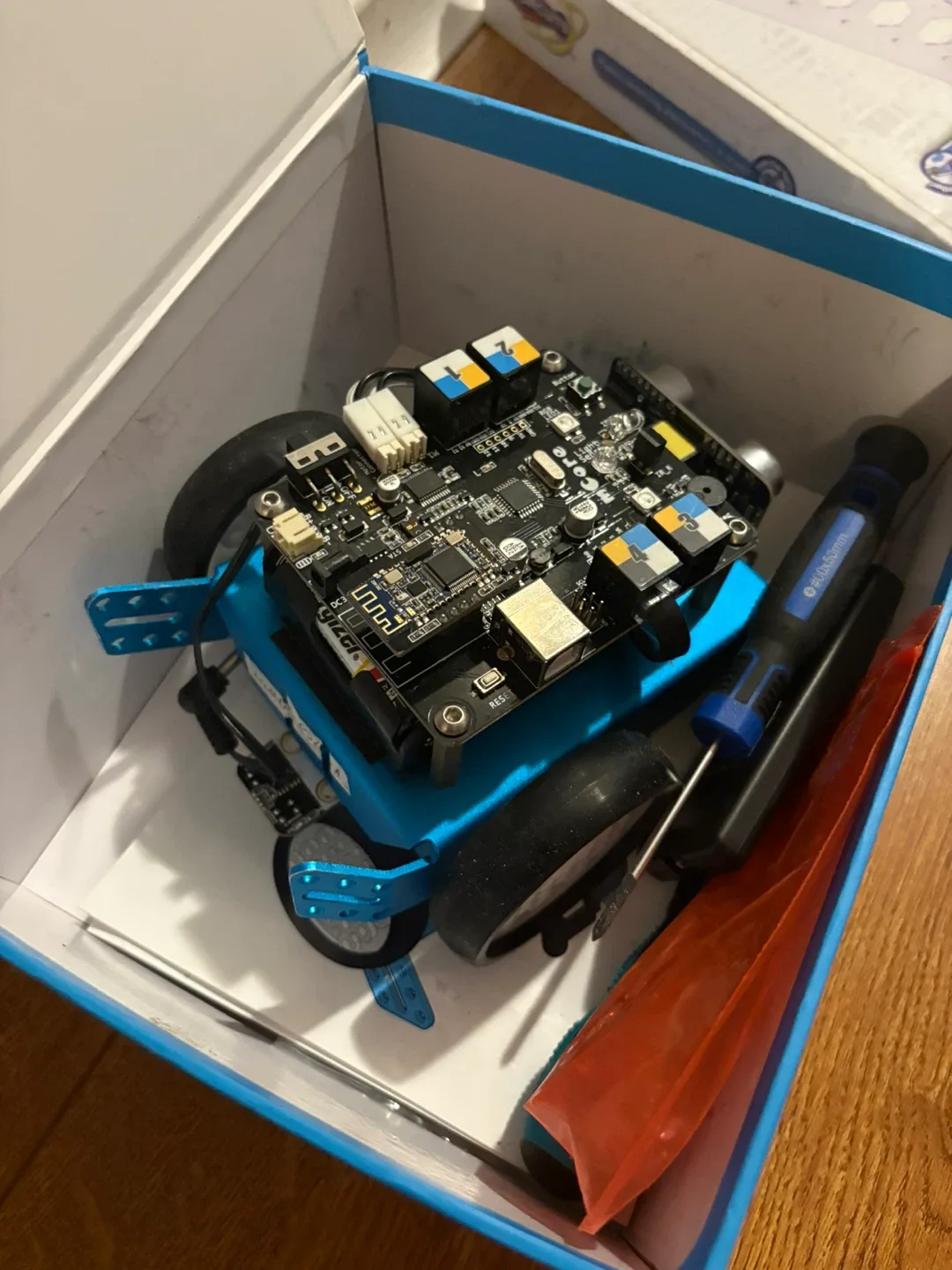 Makeblock mBot Educational Robot Kit image indicator(2)