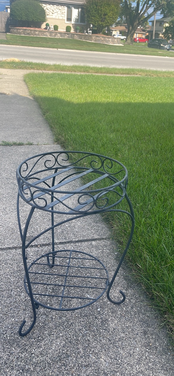 Metal Plant Stand