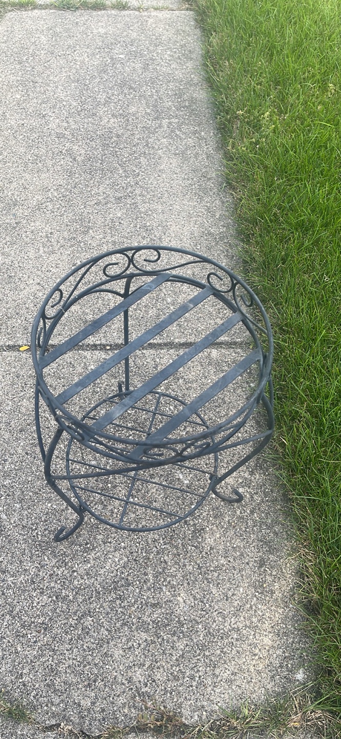 Metal Plant Stand - photo 2