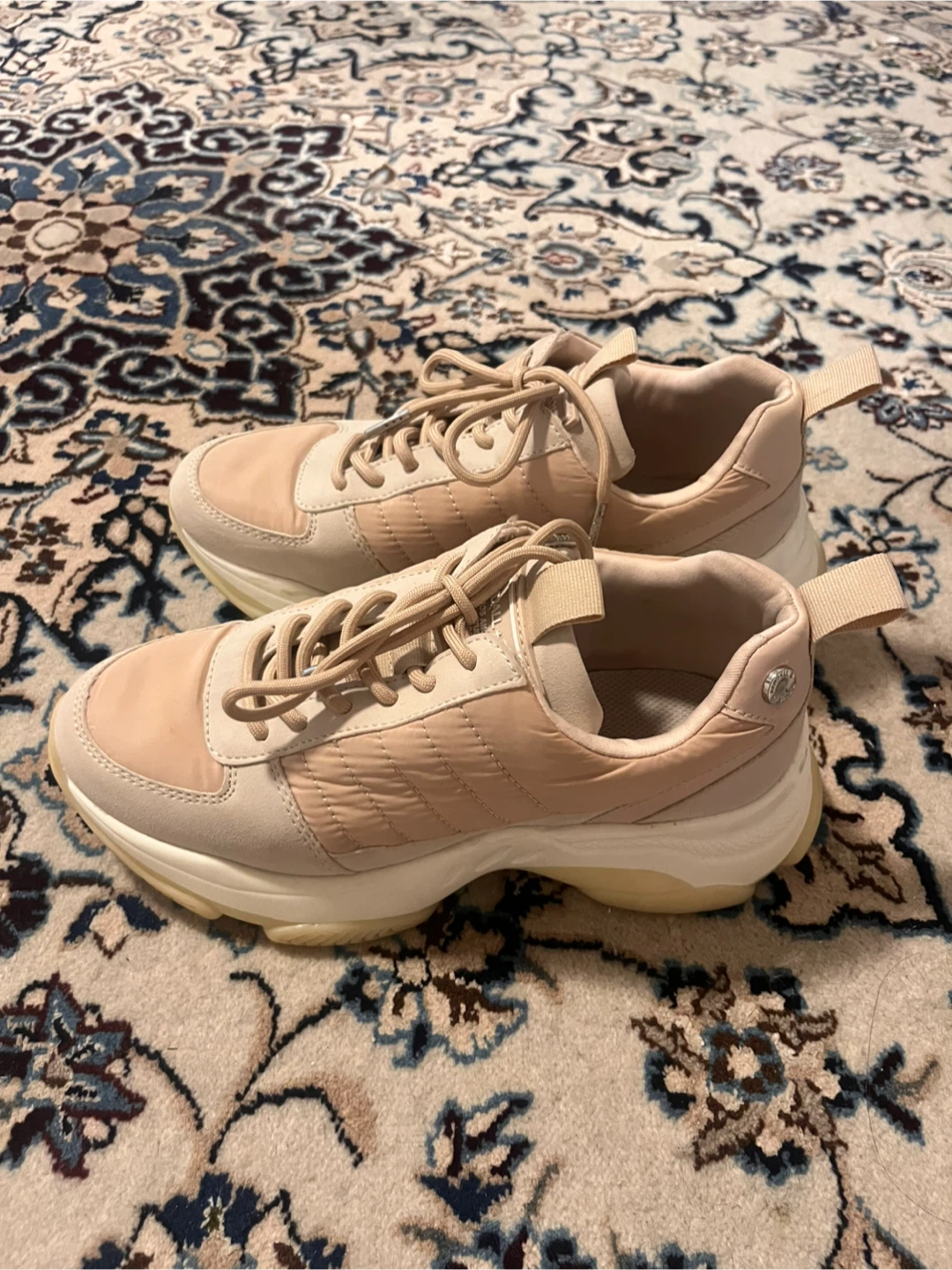 Kendall + Kylie Women's Sneakers - photo 2