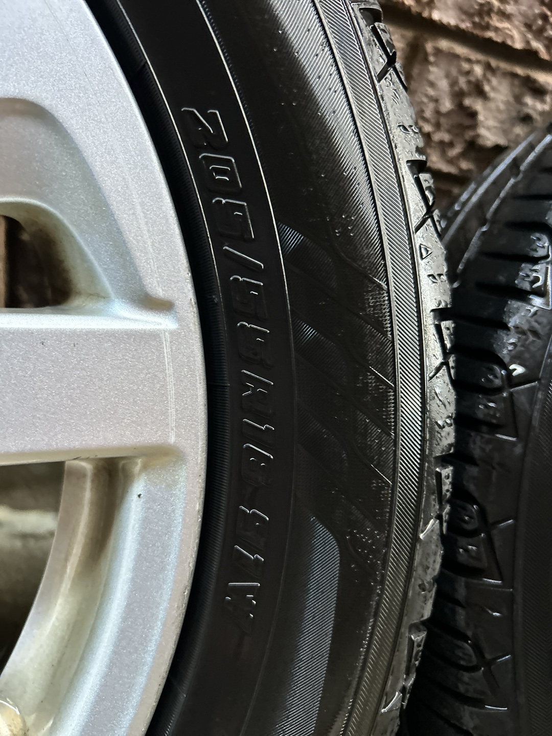 Yokohama Tires and Rims - 205/55R16 - photo 2