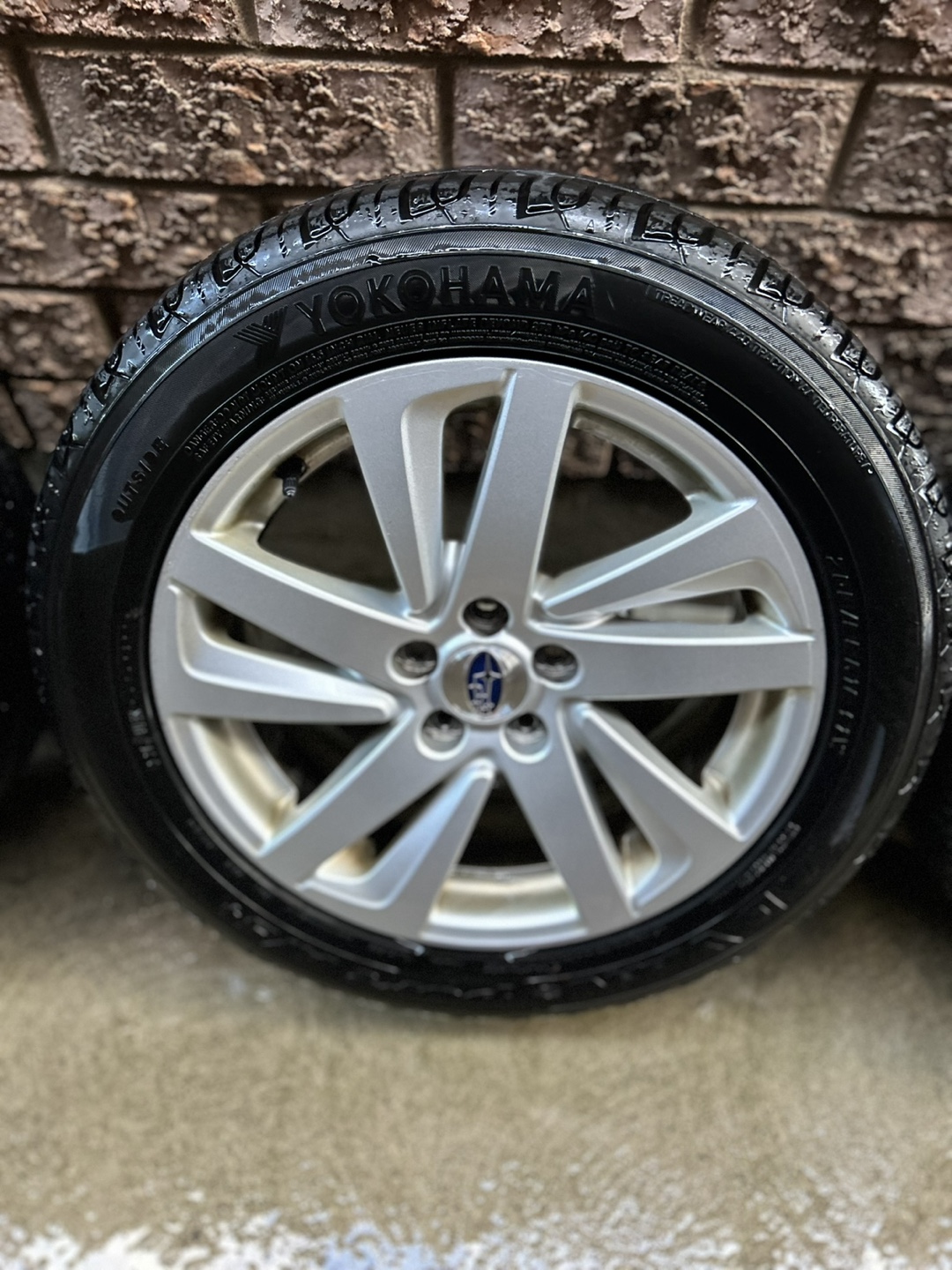 Yokohama Tires and Rims - 205/55R16 - photo 5
