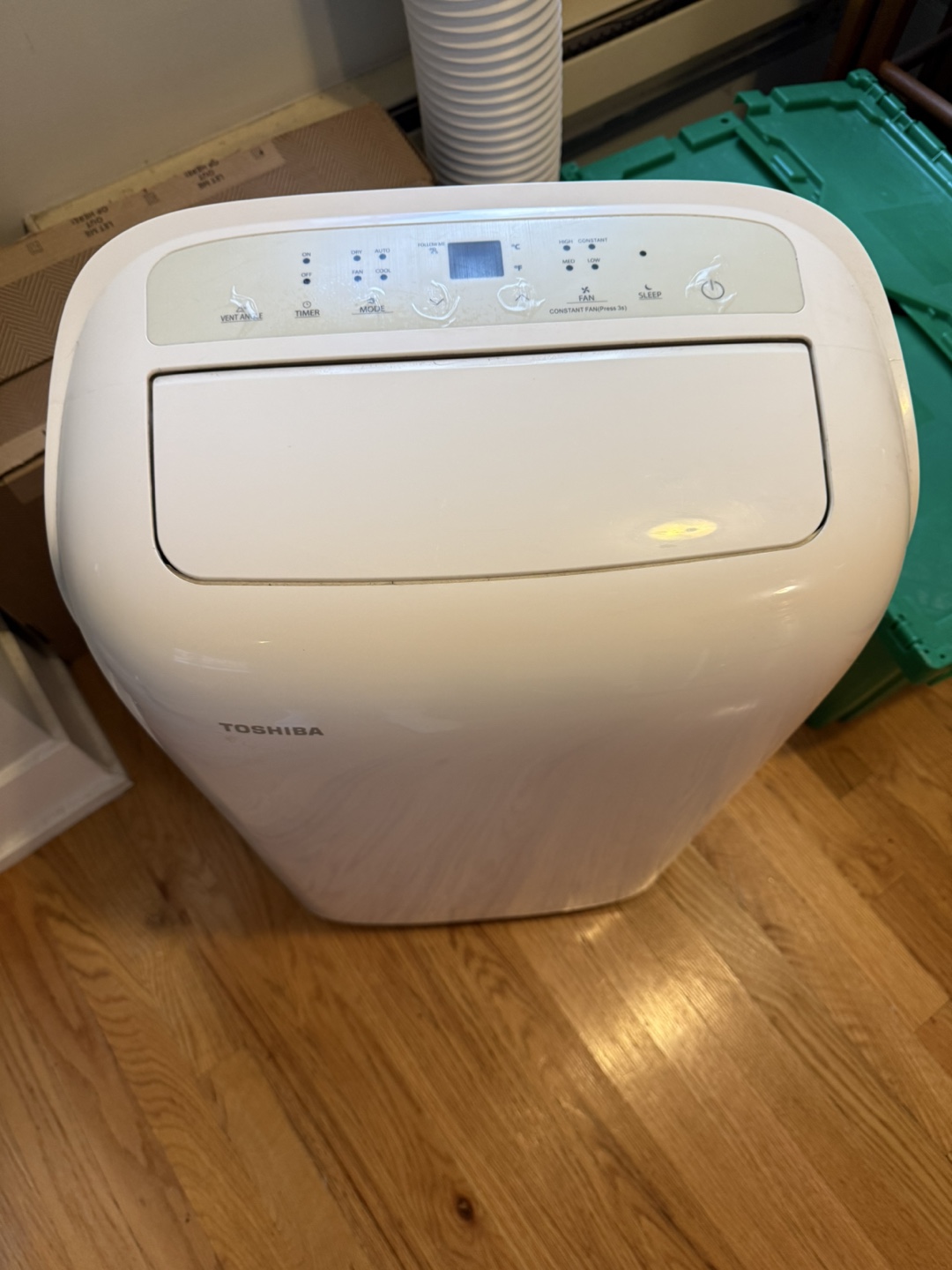 Toshiba Portable Air Conditioner - photo 2