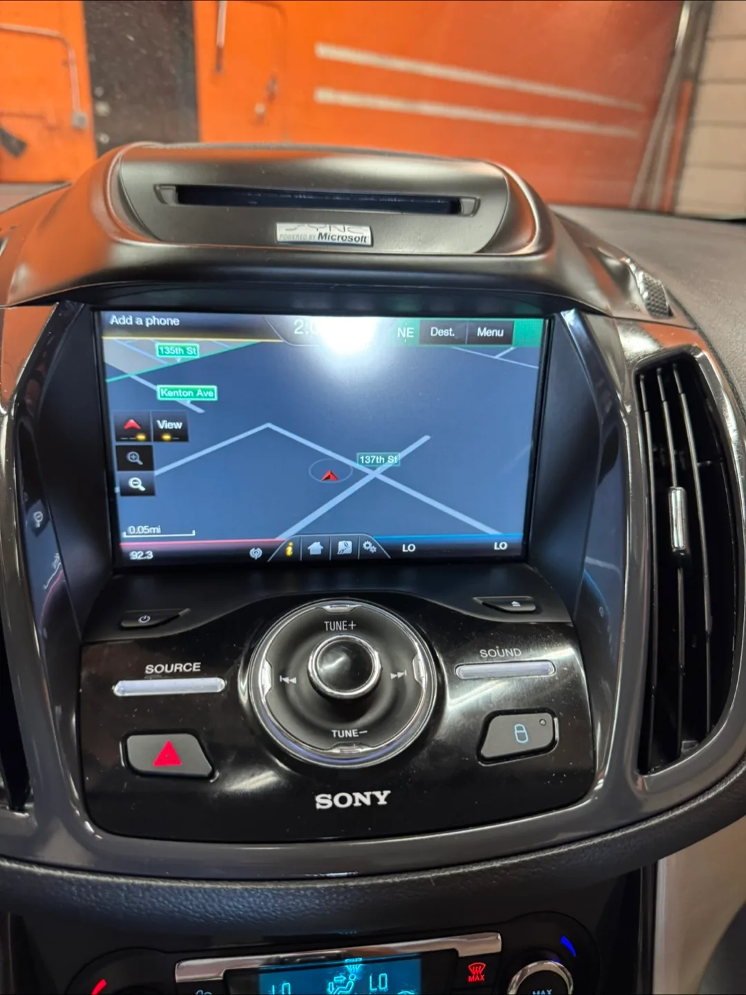 2014 Ford C-MAX Hybrid · SEL Wagon 4D image indicator(9)