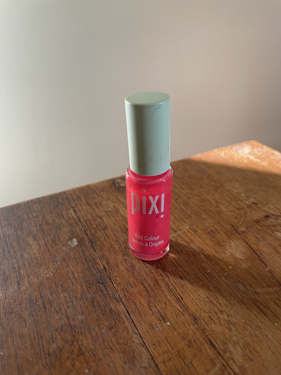Nail polish & strips