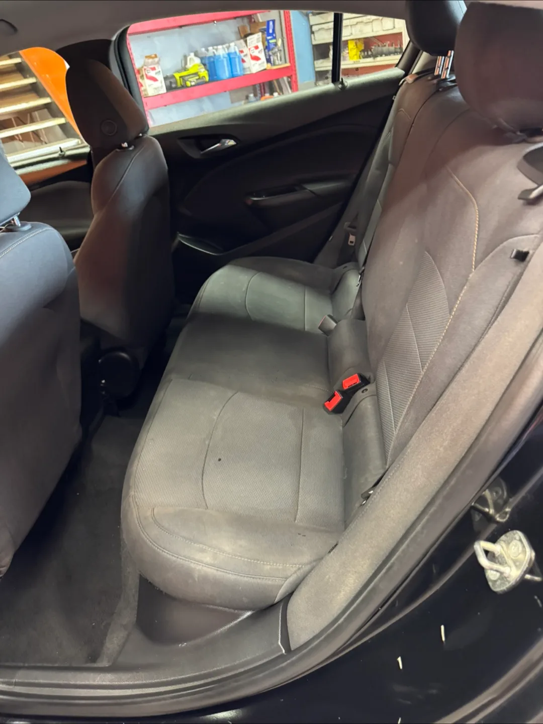 2019 Chevrolet Cruze · LS Hatchback 4D image indicator(6)