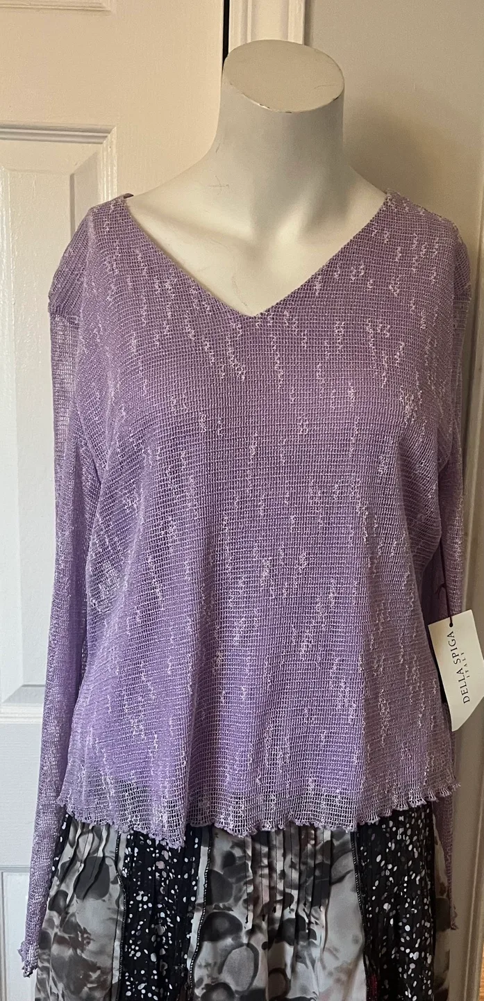 Mario Serrani Lavender Top size medium/ large image indicator(9)