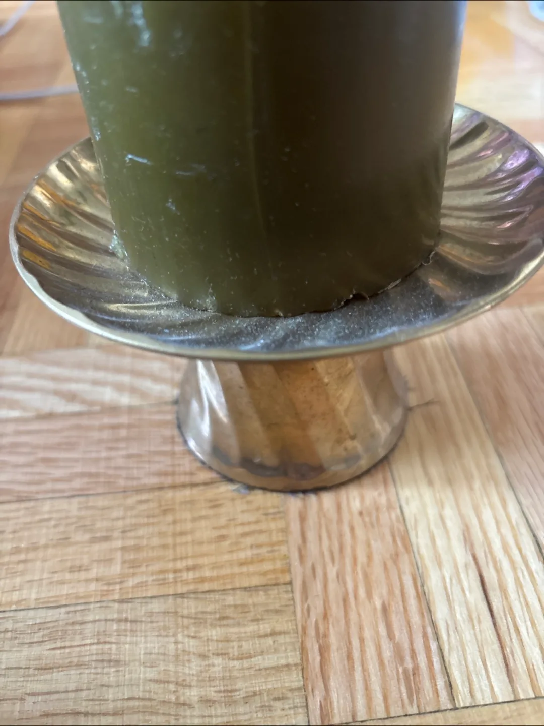 Used Green Candle with Holder image indicator(3)