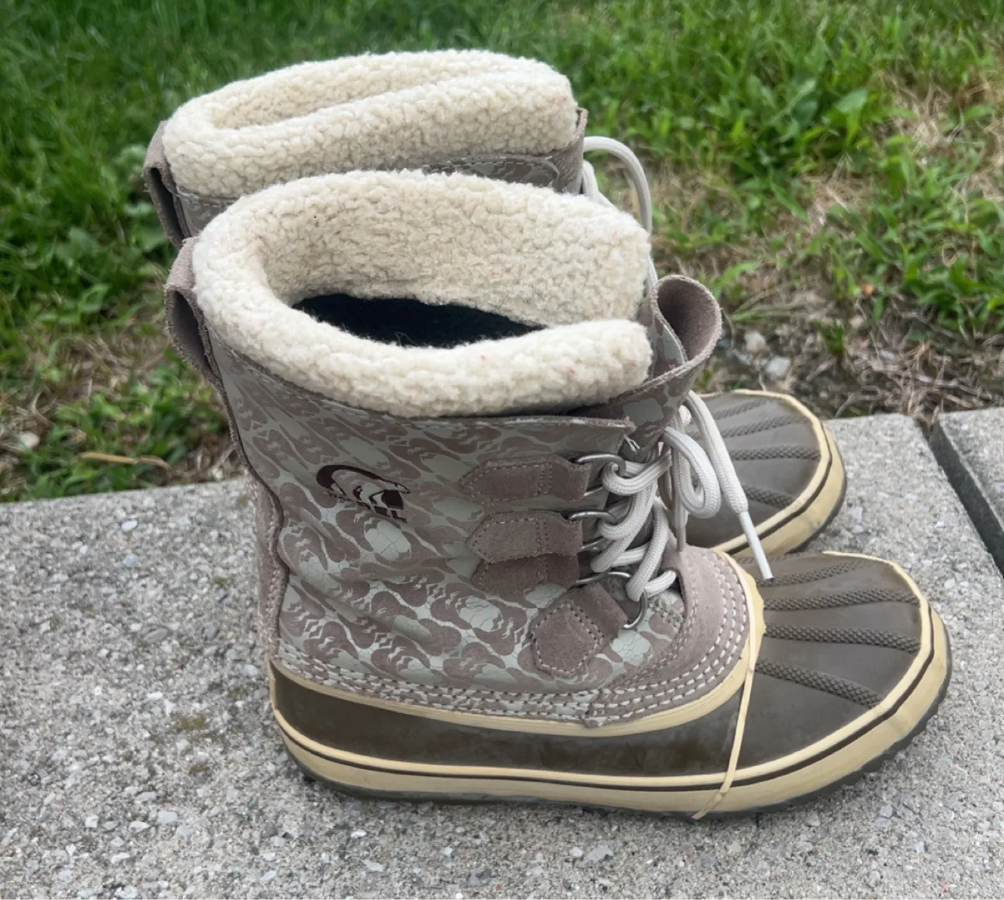 Sorel Snow Commander Boots size 7 thumbnail