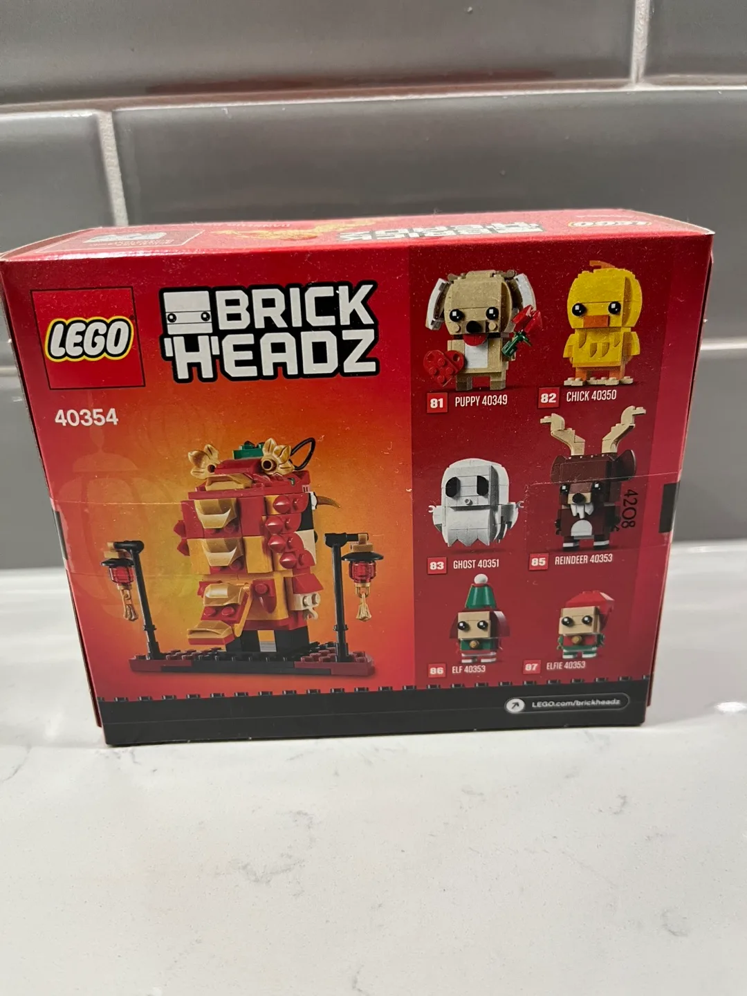 LEGO Brickheadz 40354 Dragon Dance Guy image indicator(2)