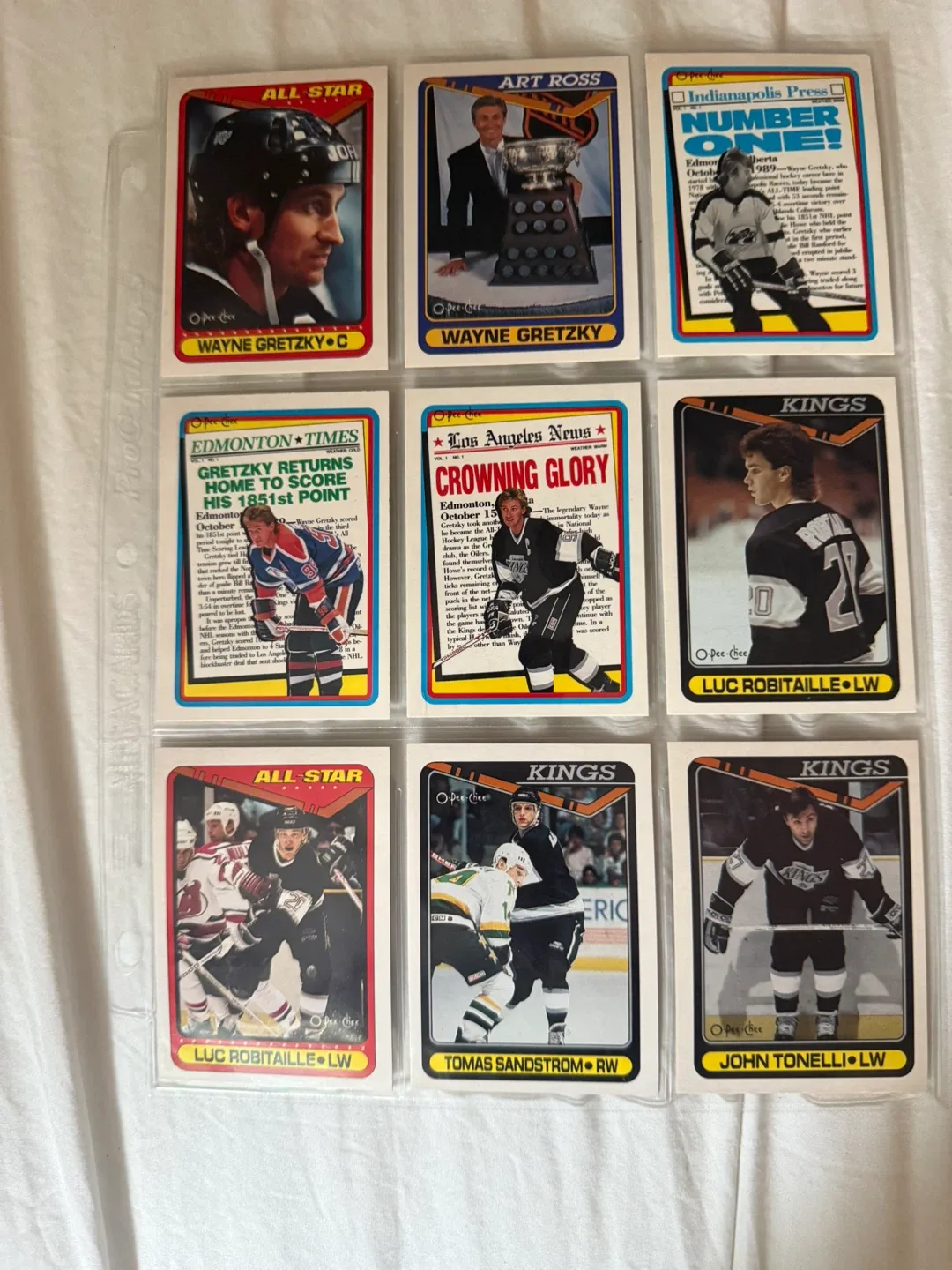 Vintage Hockey Trading Cards - Wayne Gretzky & More! image indicator(5)