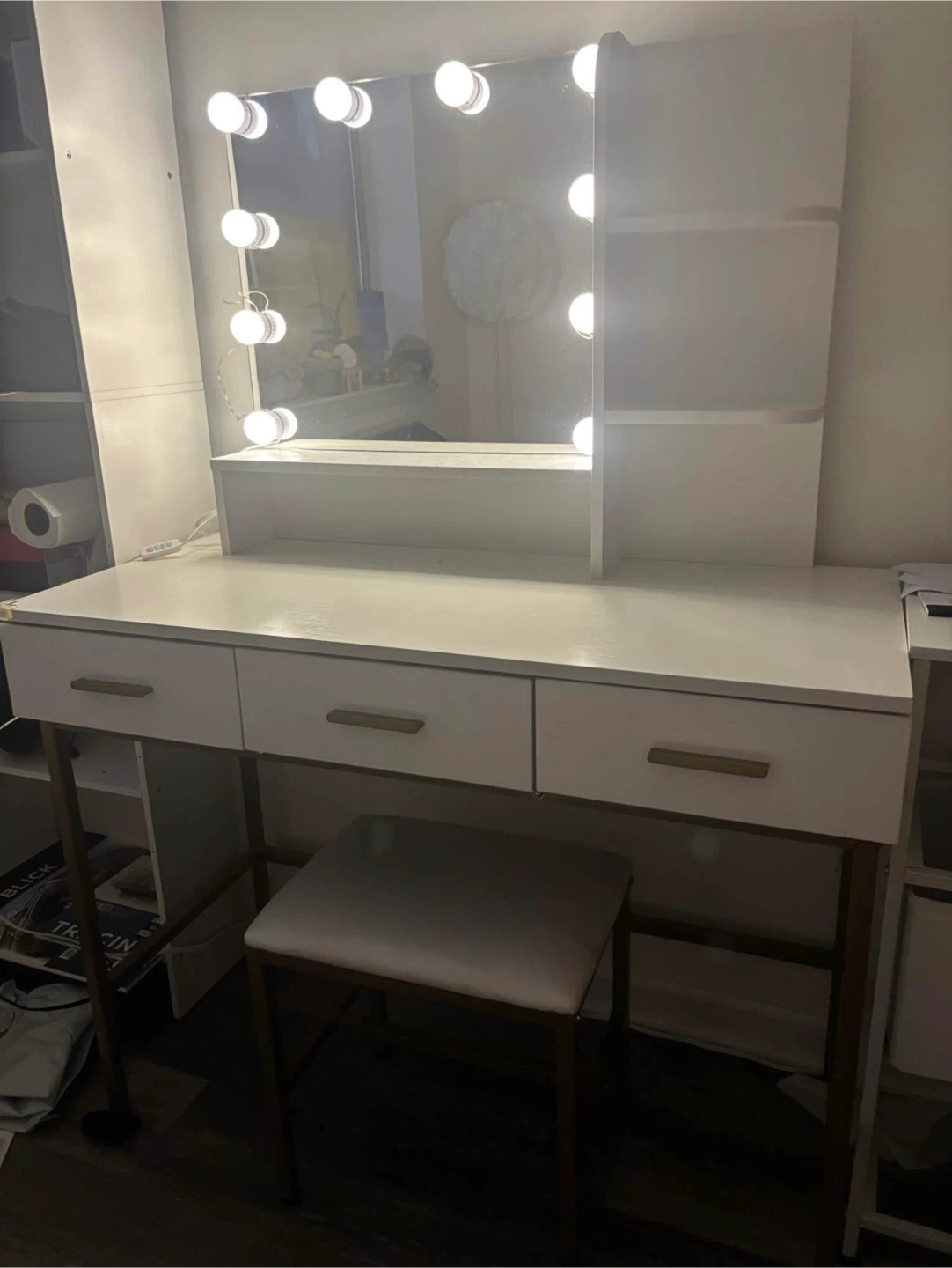 Vanity Table with adjustable Mirror & Stool