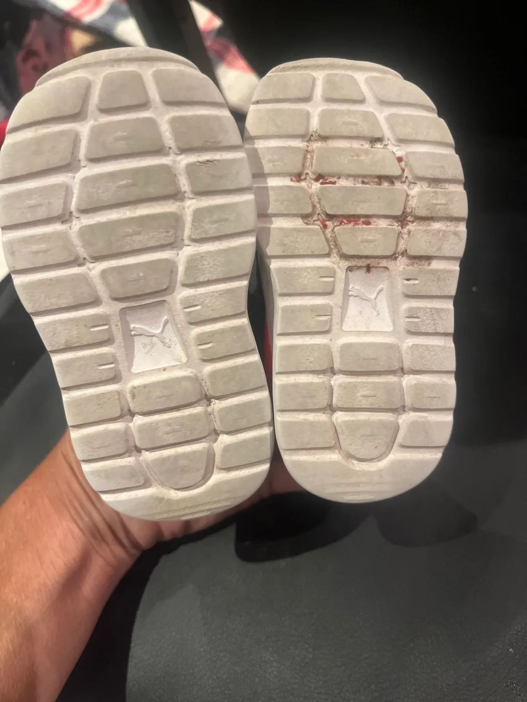 Cute size 4 puma Velcro with lace image indicator(2)