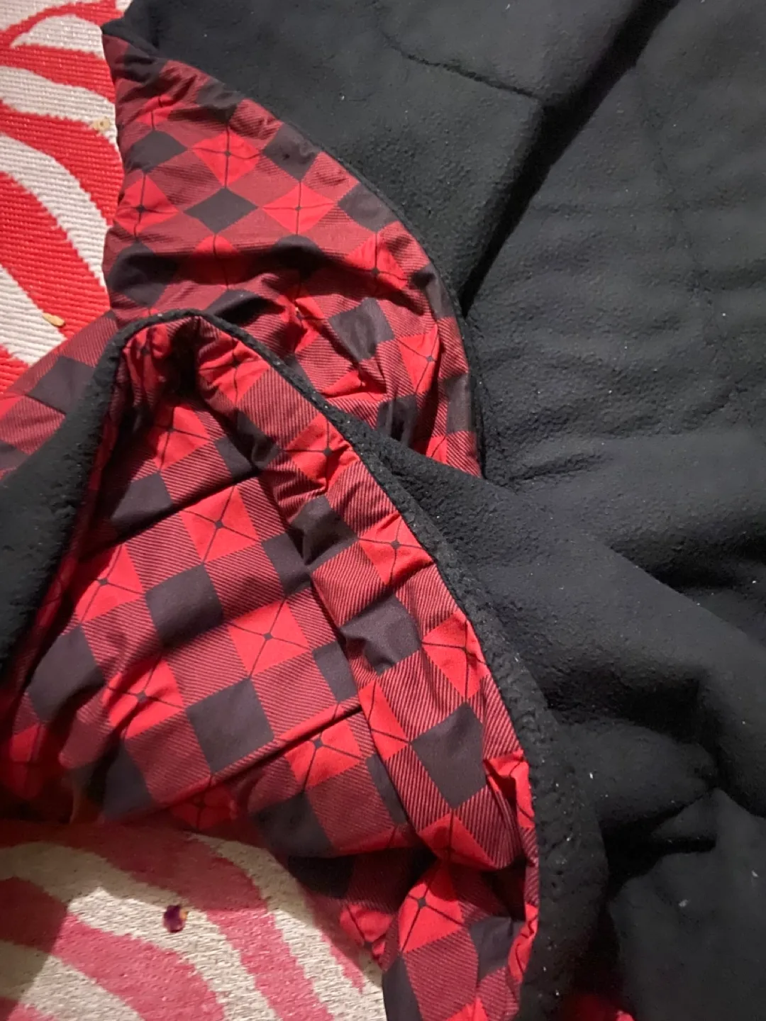Black & Red Plaid Fleece Blanket thumbnail