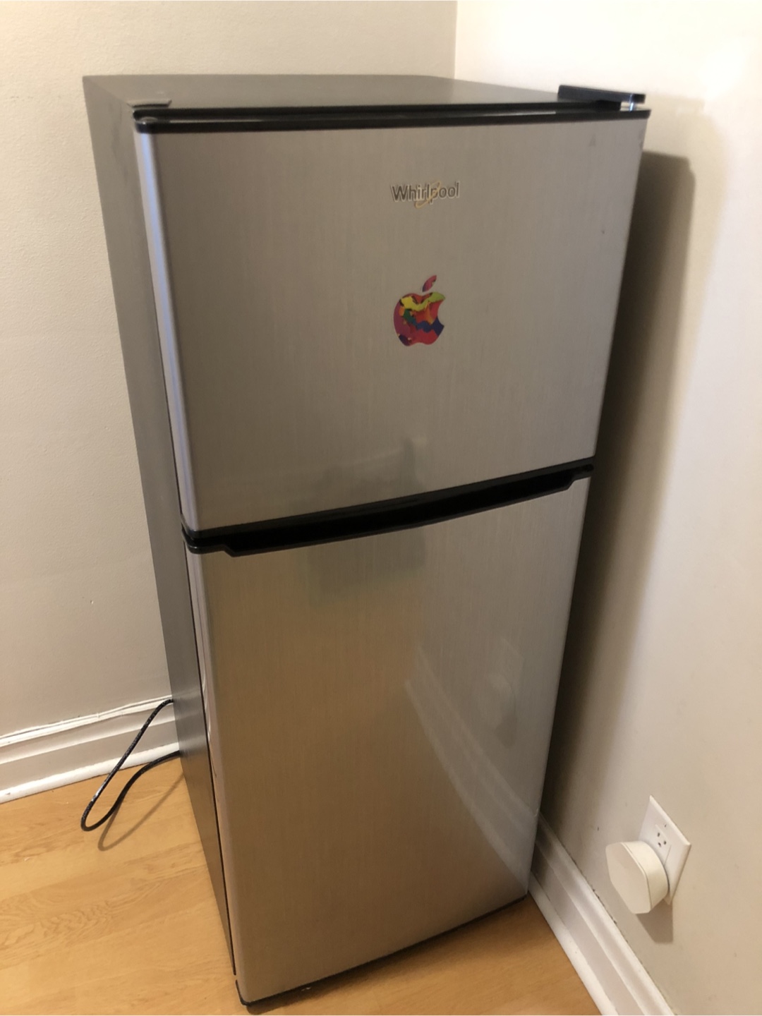 Whirlpool Two-Door Mini Fridge - photo 5