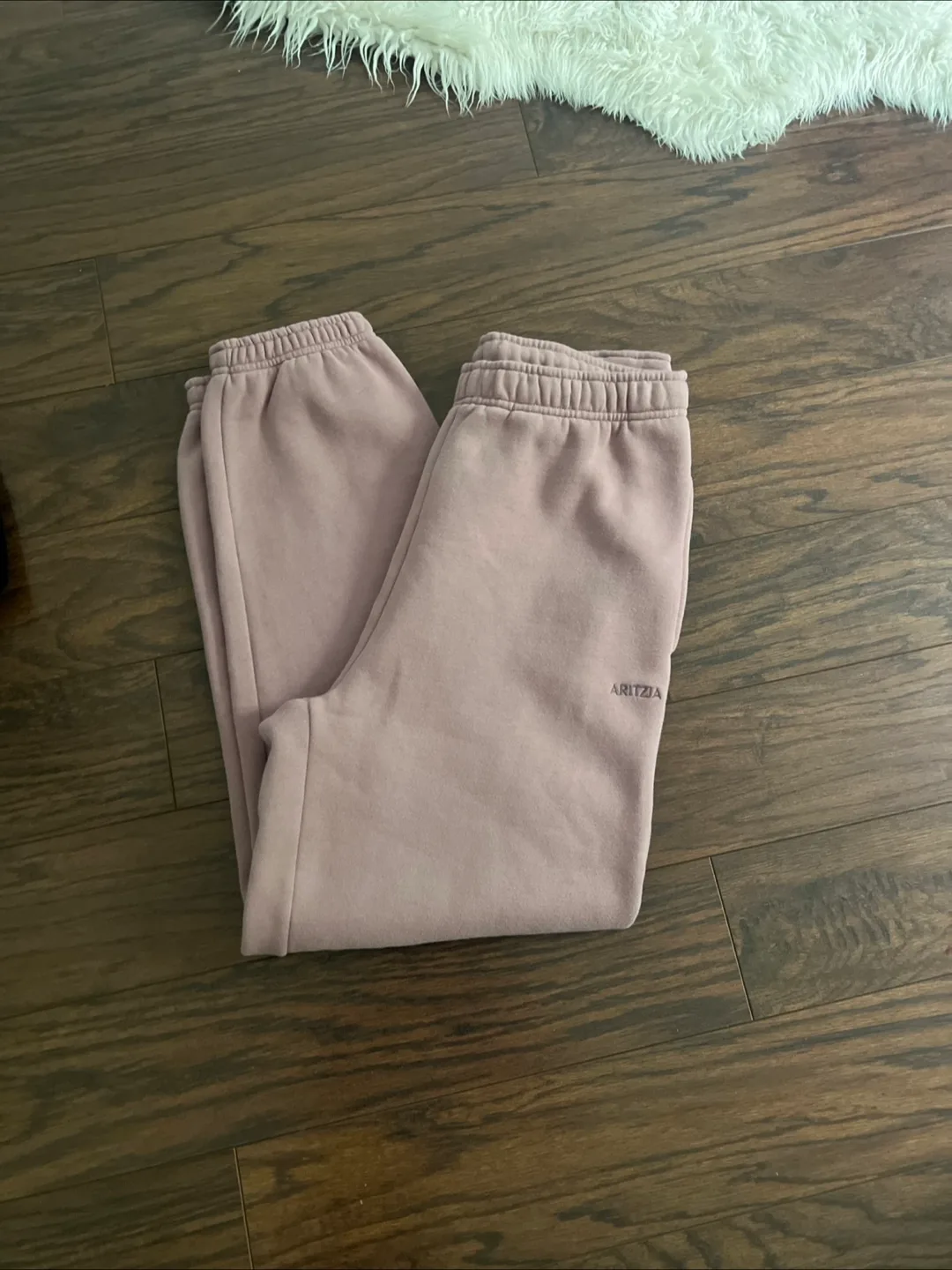 Aritzia TNA Cozy Fleece Mega Sweatpants - Mauve image indicator(3)