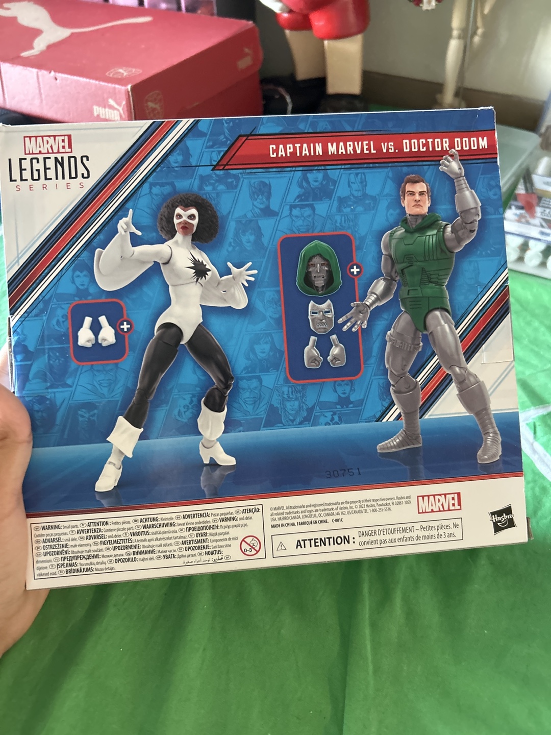 Marvel Legends Captain Marvel vs Doctor Doom Figures - photo 3