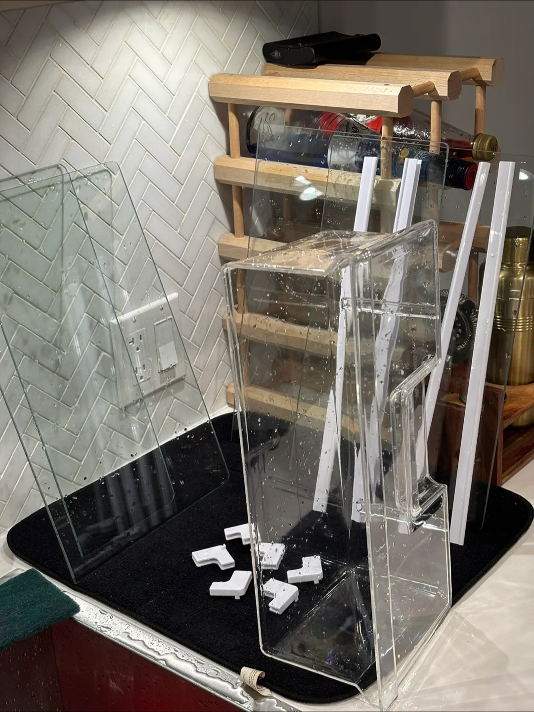 Insignia Mini Fridge - Black image indicator(5)