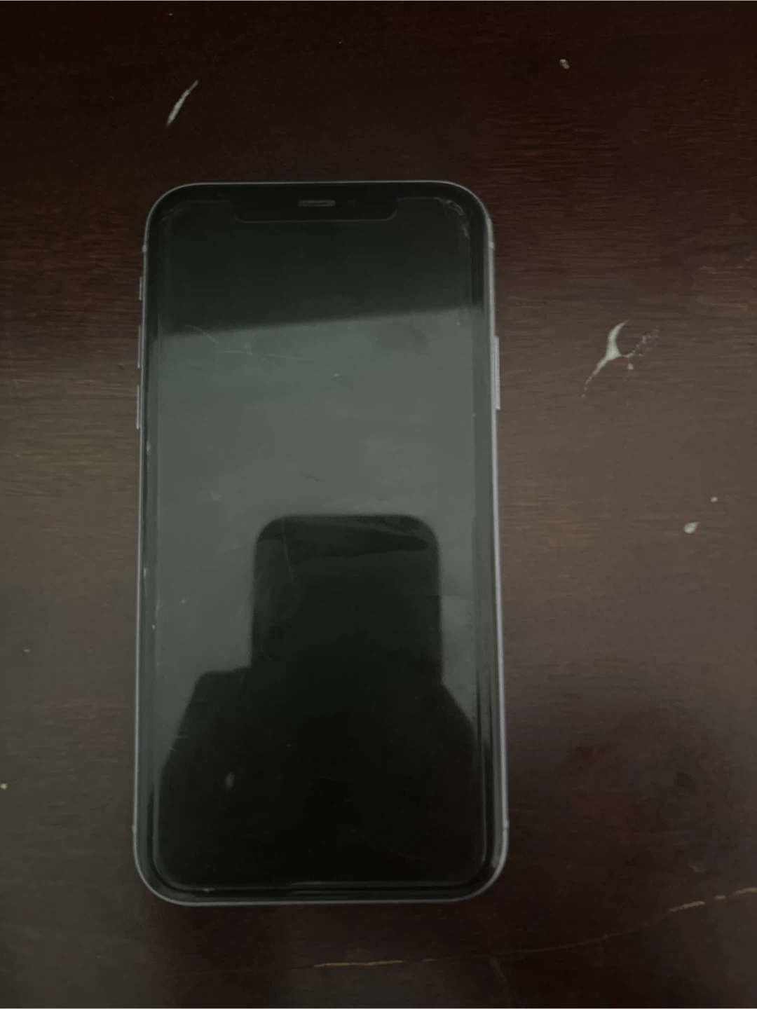 Cracked iPhone 11 - For Parts - photo 2