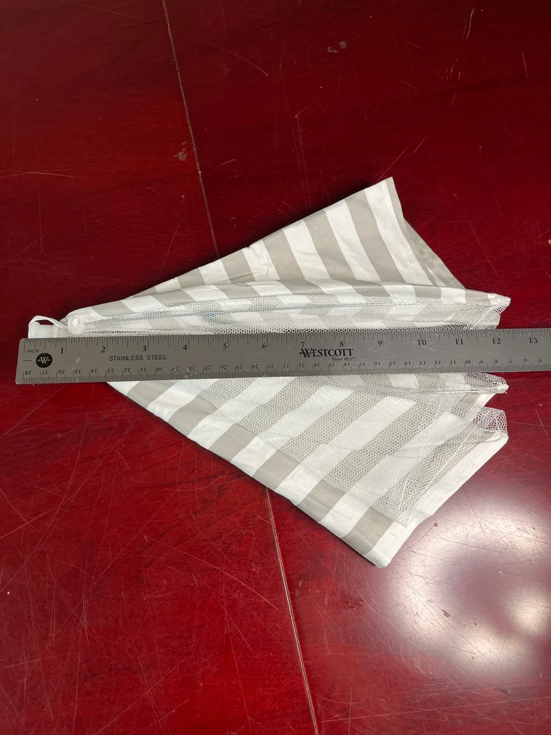 Collapsible Food Cover Tent - Striped image indicator(4)