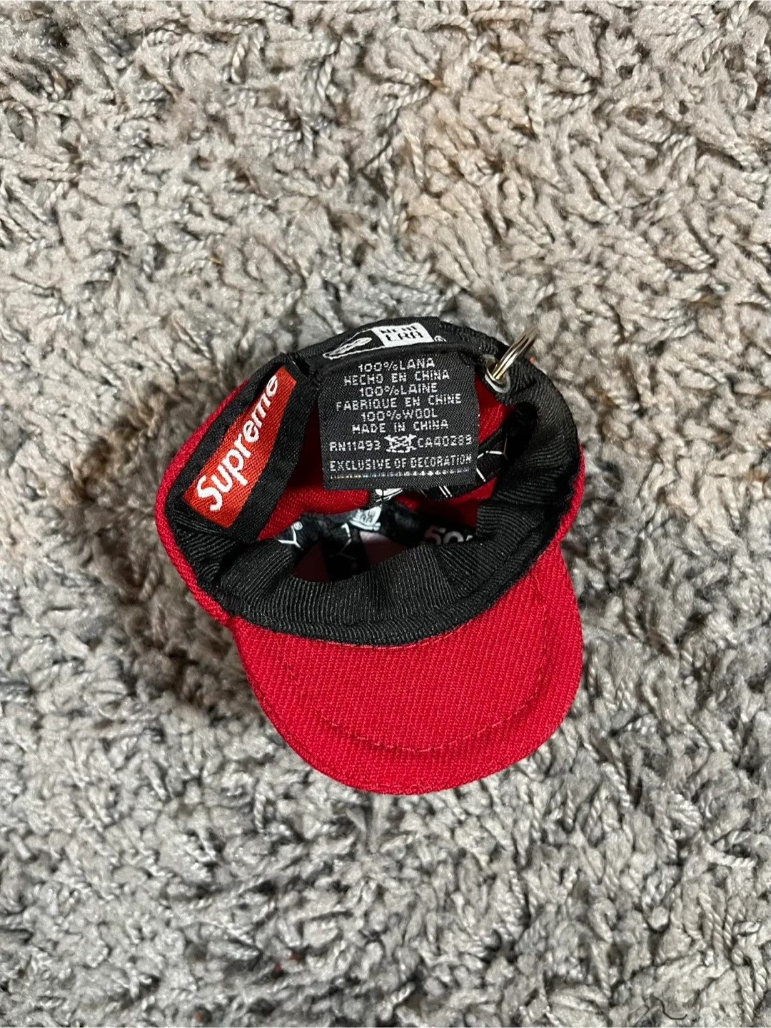 2014FW Supreme New Era Cap Hat Keychain Red Baseball Rare image indicator(8)