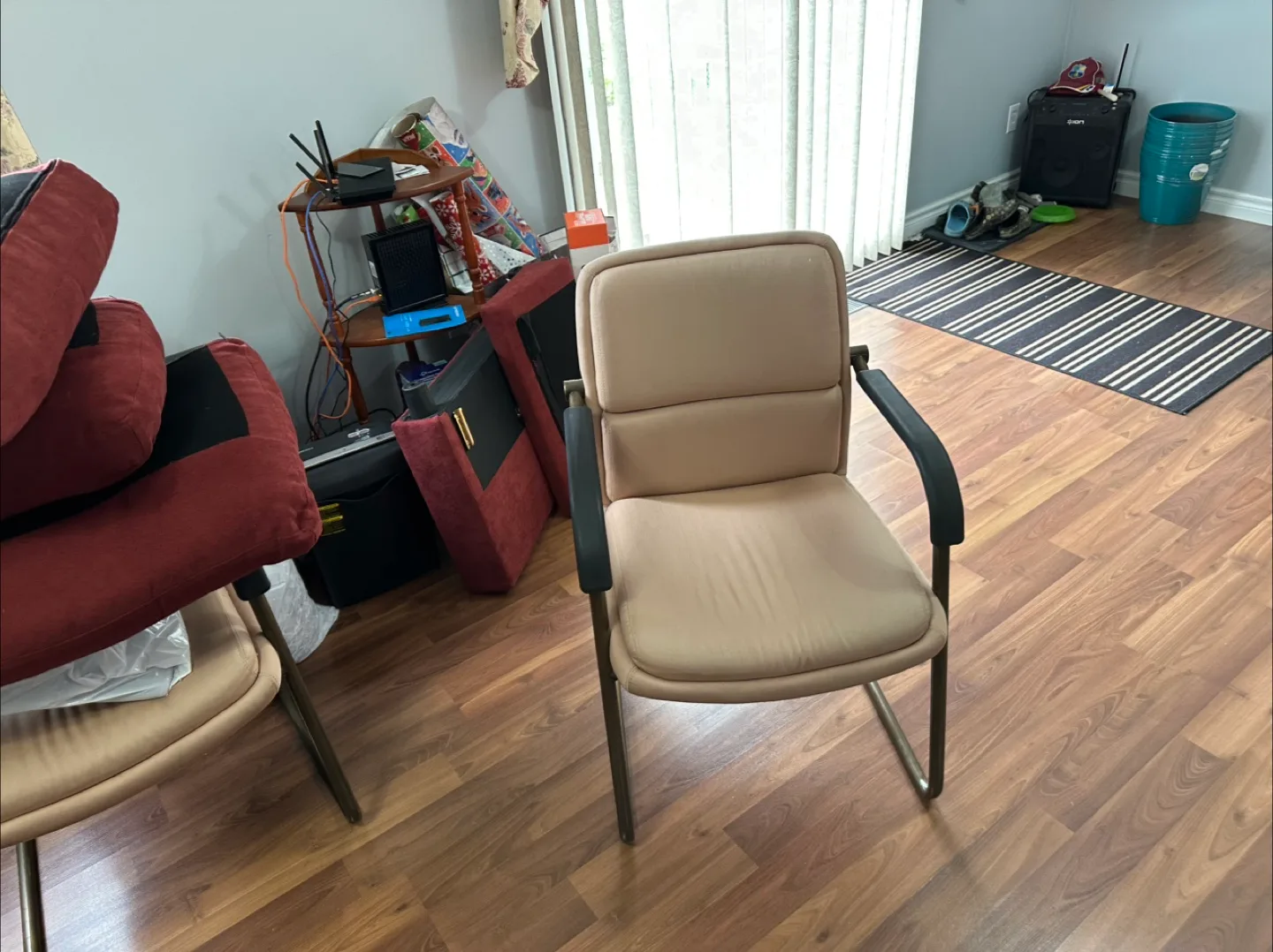 Chairs image indicator(3)