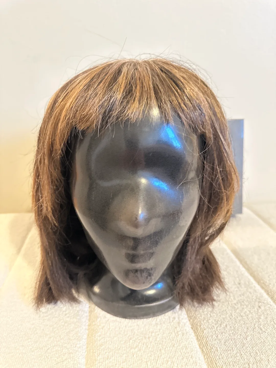 Raquel Welch Brunette Wigs image indicator(5)