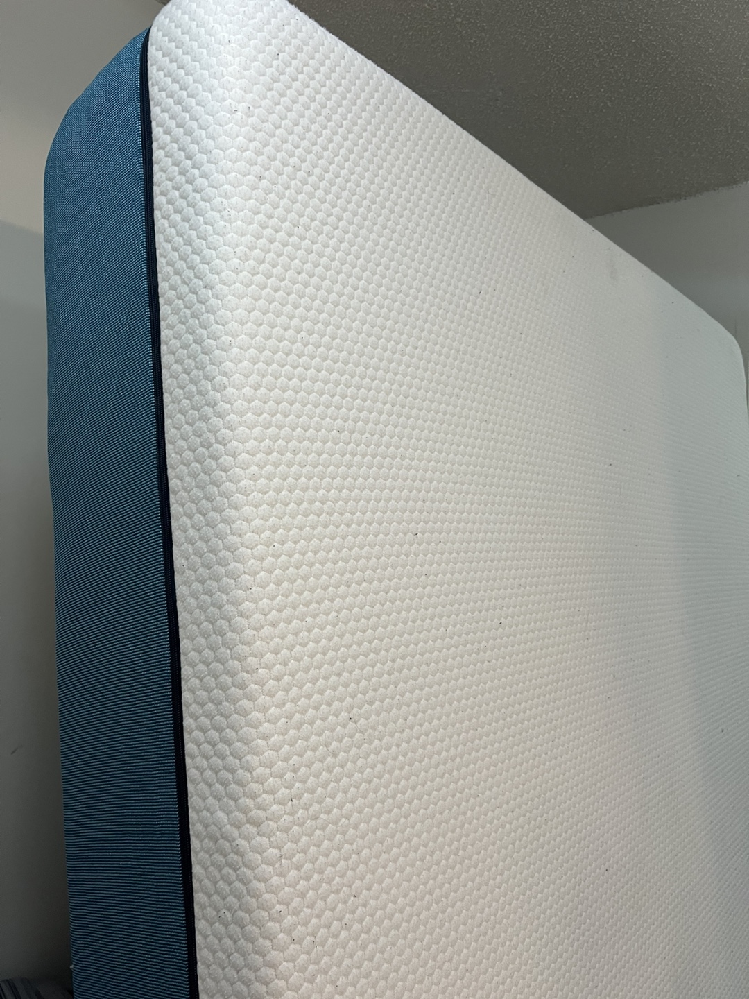Queen Mattress - photo 2