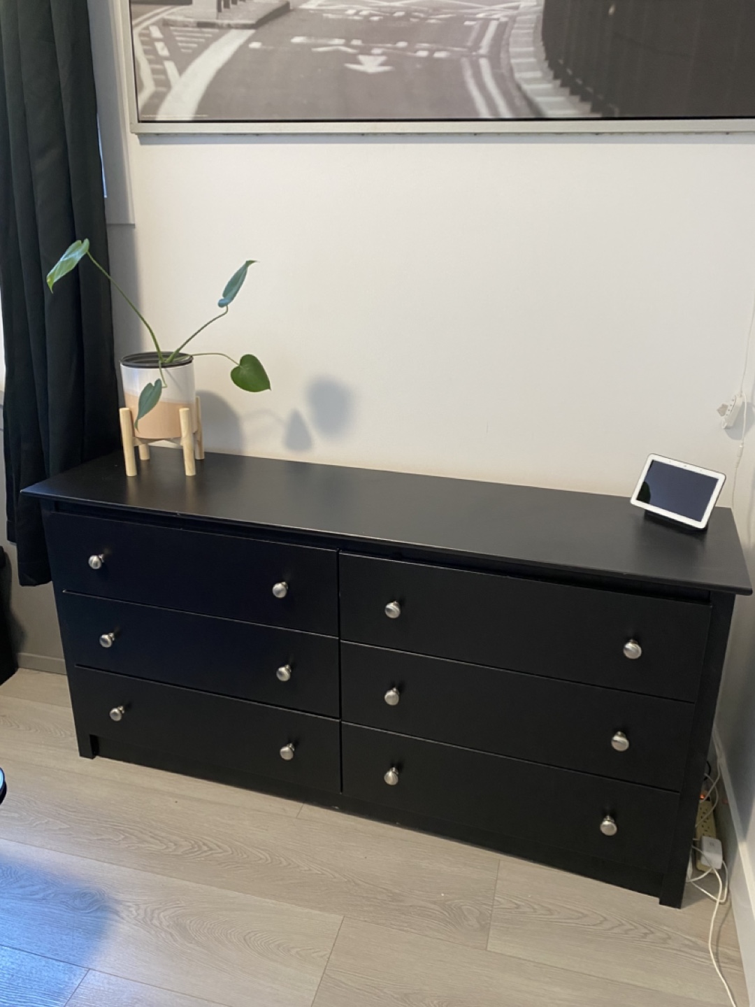 Black 6-Drawer Dresser (59" x 29")