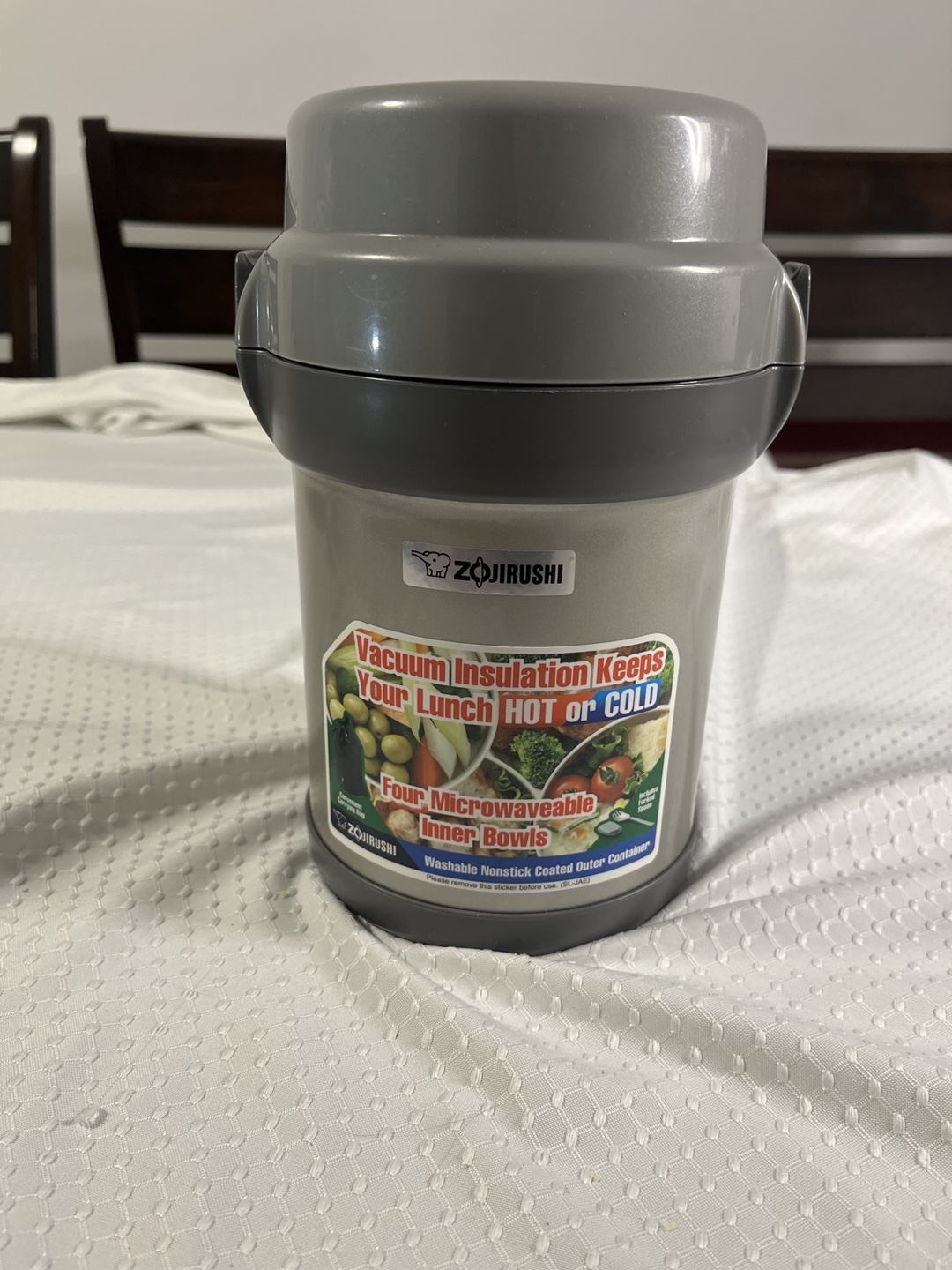 Zojirushi Vacuum Insulated Lunch Jar with 4 Bowls