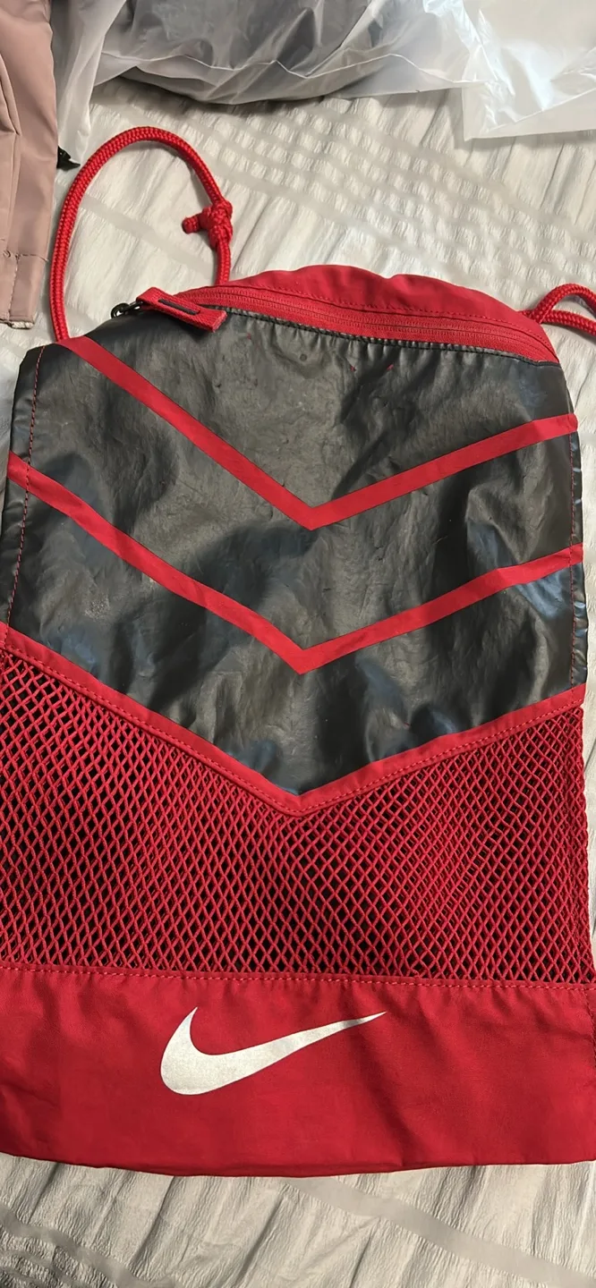 Nike Drawstring Gym Sack - Red & Black thumbnail